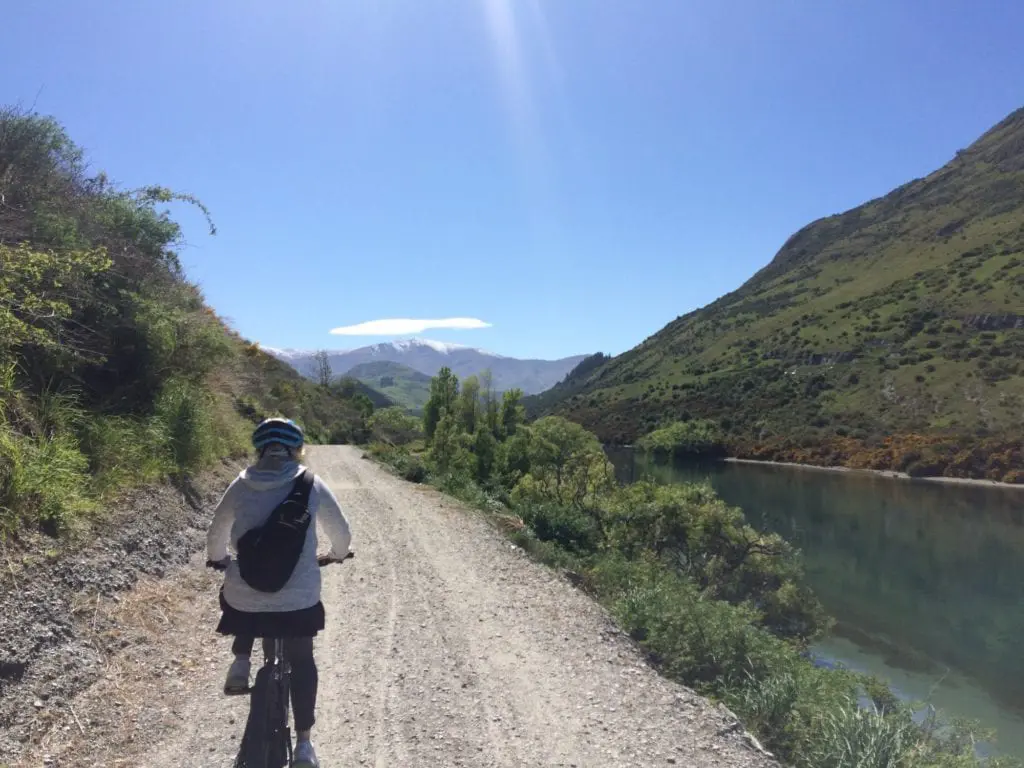 Biking beside the Kawarau River