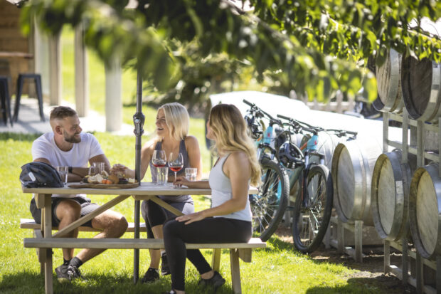 Summer Leisure Biking 
Kinross Winery 
DQ Full Use
DQ Commissioned Photoshoot