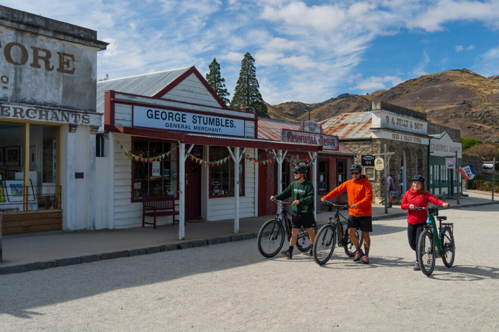 Old Cromwell Town